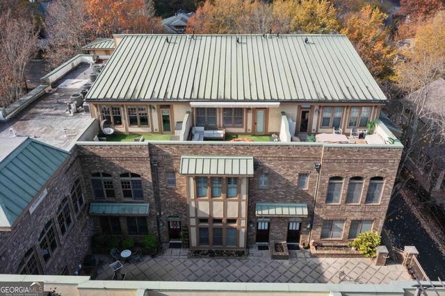 1884 Gordon Manor NE, Atlanta, GA 30307