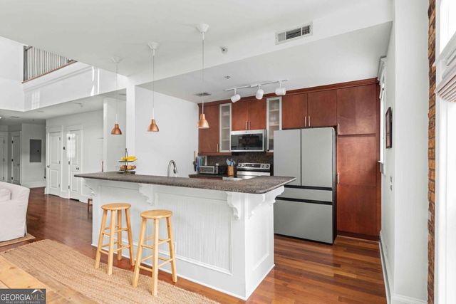 1884 Gordon Manor NE, Atlanta, GA 30307