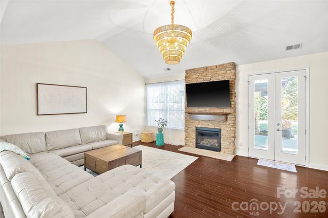 2240 Creek View Court, Fort Mill, SC 29707