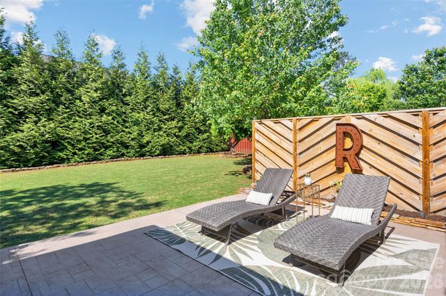 2240 Creek View Court, Fort Mill, SC 29707