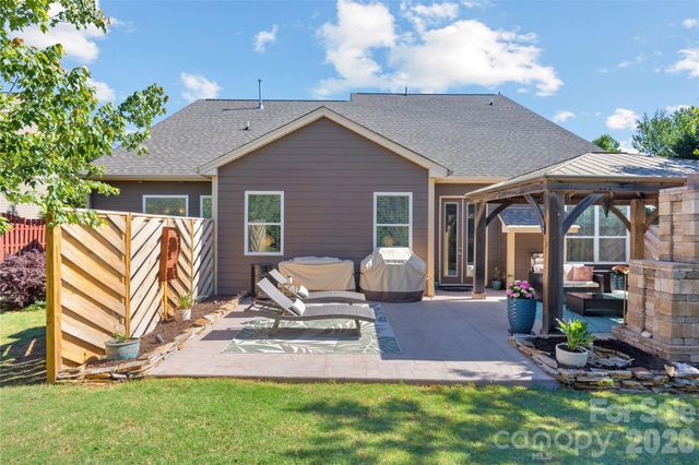 2240 Creek View Court, Fort Mill, SC 29707