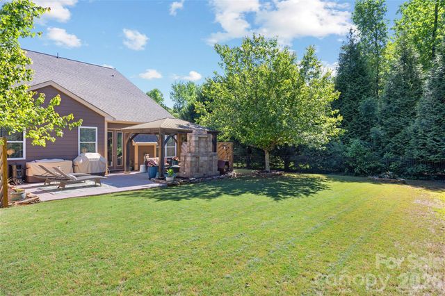 2240 Creek View Court, Fort Mill, SC 29707