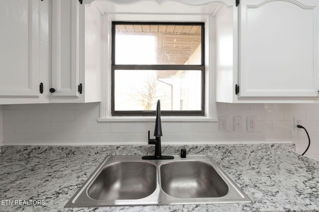 630 Arrowhead Loop, Midway, TN 37809