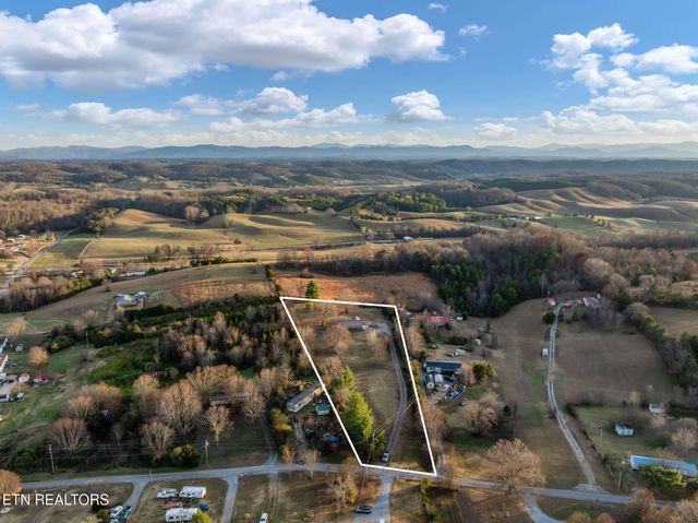 630 Arrowhead Loop, Midway, TN 37809