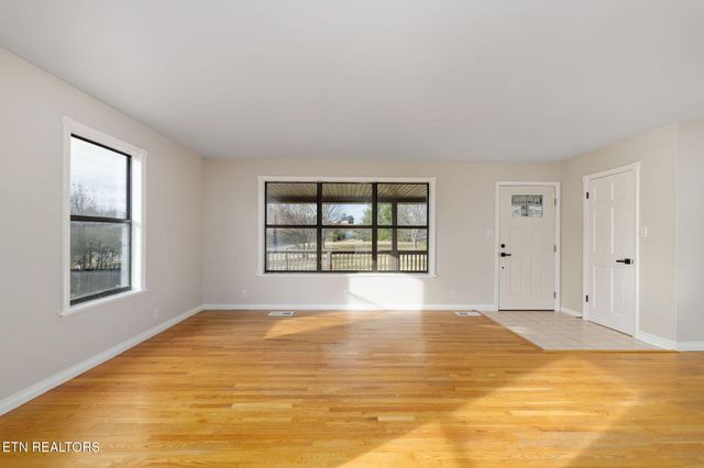 630 Arrowhead Loop, Midway, TN 37809