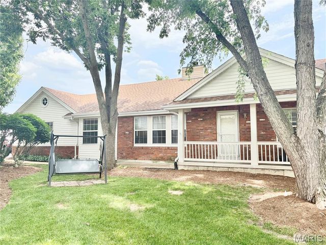 13019 Midfield Terrace, St Louis, MO 63146