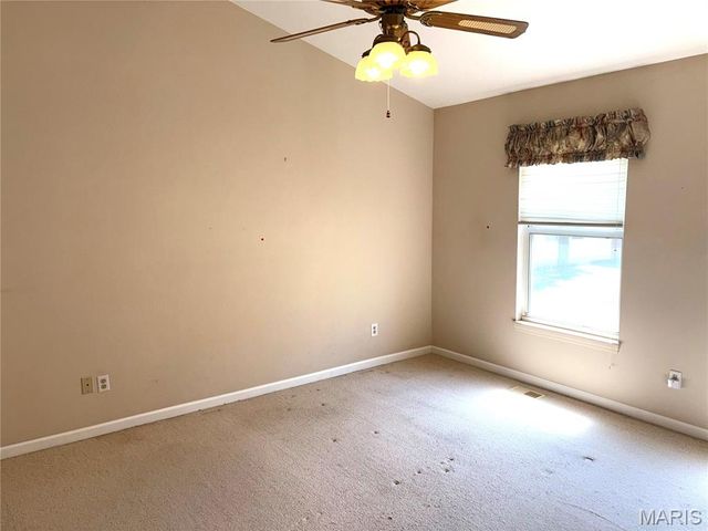 13019 Midfield Terrace, St Louis, MO 63146