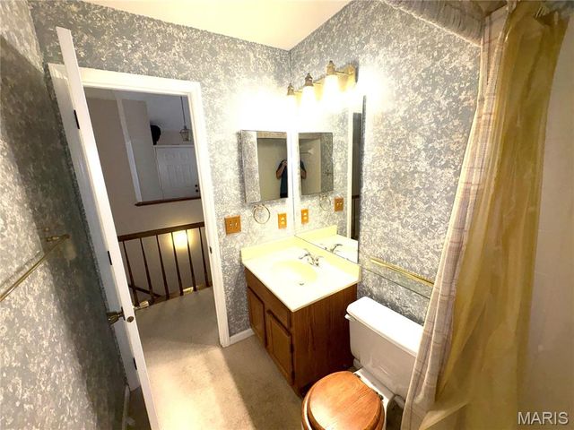 13019 Midfield Terrace, St Louis, MO 63146