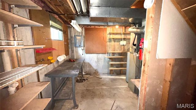 13019 Midfield Terrace, St Louis, MO 63146