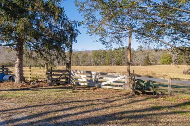 698 Payne Chapel Road, Lookout Mountain, GA 30750