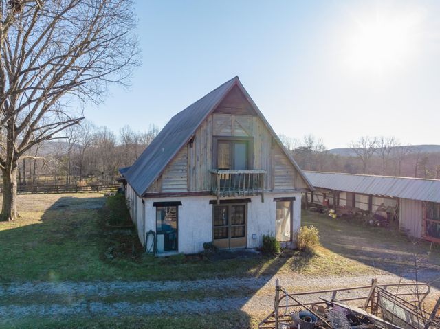 698 Payne Chapel Road, Lookout Mountain, GA 30750