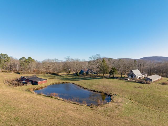 698 Payne Chapel Road, Lookout Mountain, GA 30750