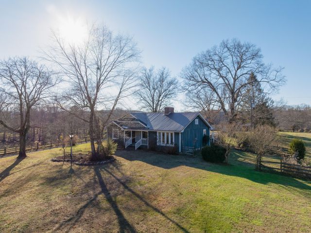 698 Payne Chapel Road, Lookout Mountain, GA 30750