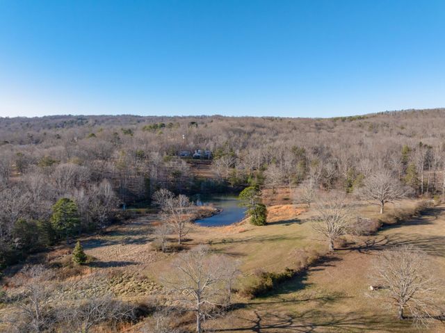 698 Payne Chapel Road, Lookout Mountain, GA 30750