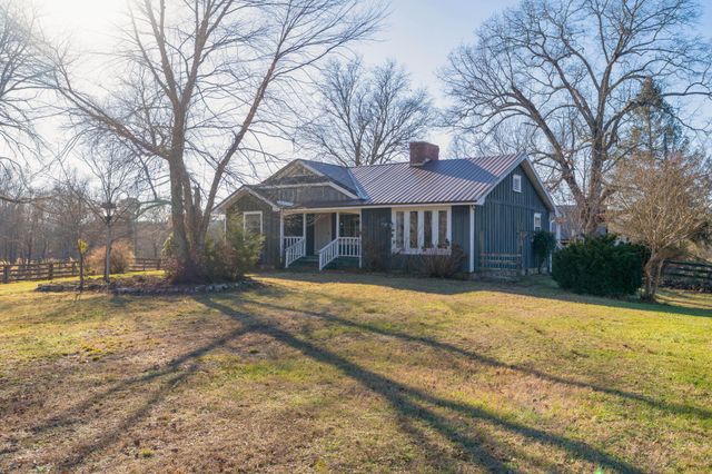 698 Payne Chapel Road, Lookout Mountain, GA 30750