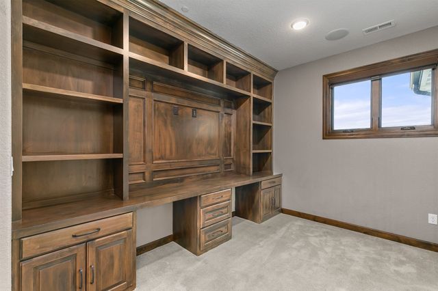 1723 Glenleven Terrace, West Des Moines, IA 50266