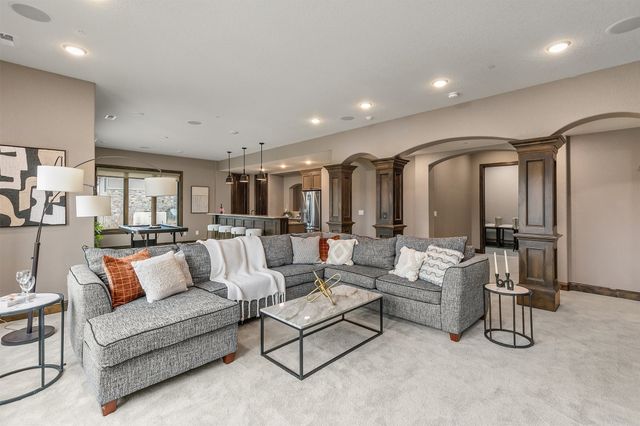 1723 Glenleven Terrace, West Des Moines, IA 50266