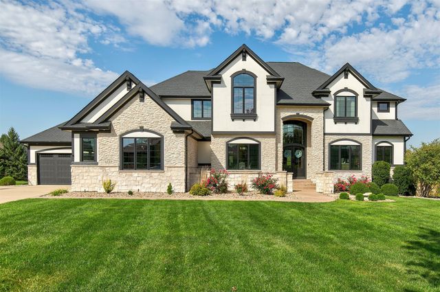 1723 Glenleven Terrace, West Des Moines, IA 50266