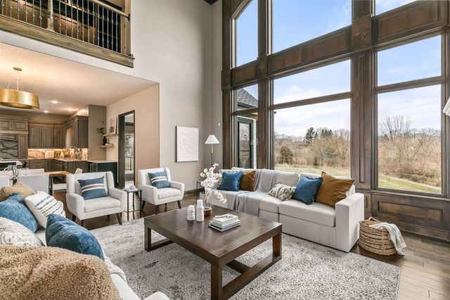 1723 Glenleven Terrace, West Des Moines, IA 50266