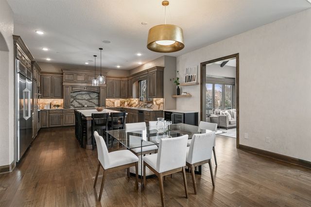 1723 Glenleven Terrace, West Des Moines, IA 50266