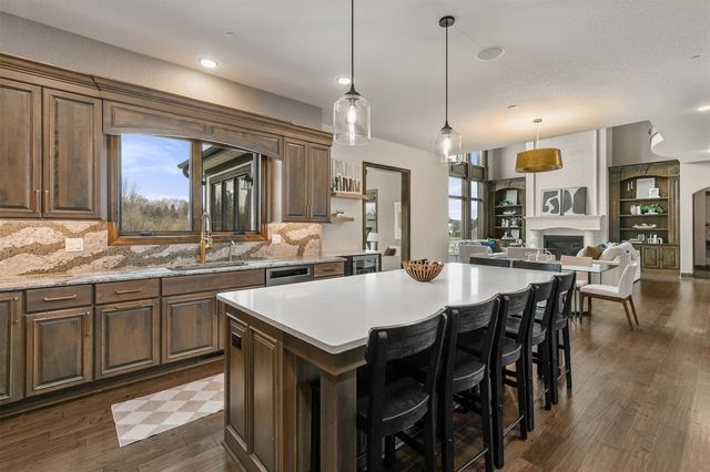 1723 Glenleven Terrace, West Des Moines, IA 50266