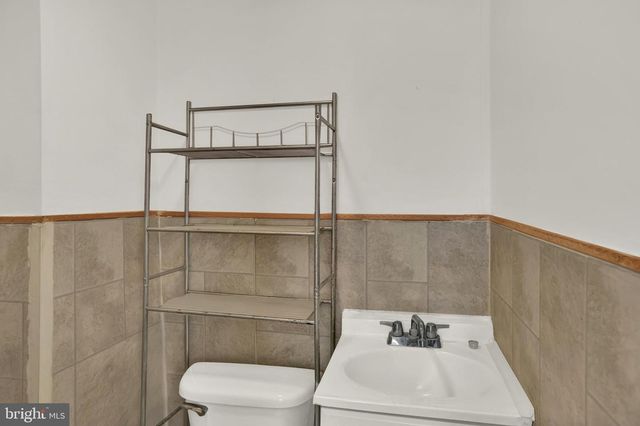 916 N 6TH ST, Reading, PA 19601