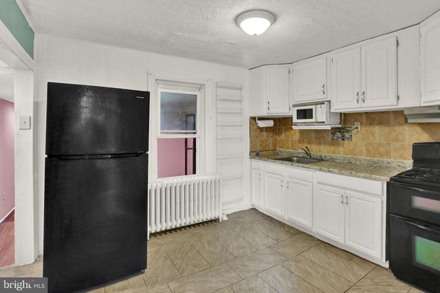 916 N 6TH ST, Reading, PA 19601