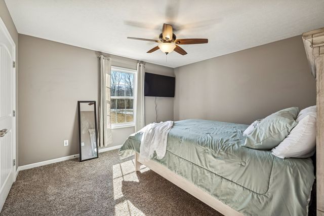 2583 W Mount Vernon Rd, Bethpage, TN 37022