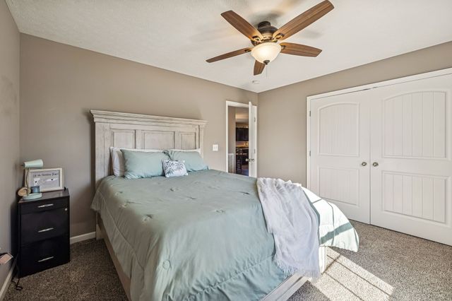 2583 W Mount Vernon Rd, Bethpage, TN 37022