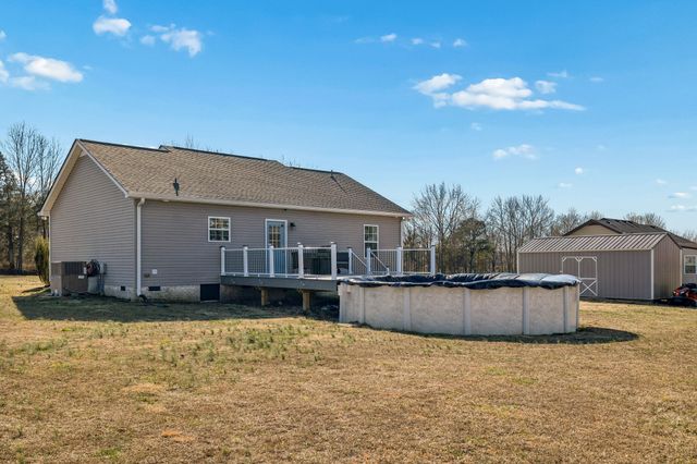 2583 W Mount Vernon Rd, Bethpage, TN 37022