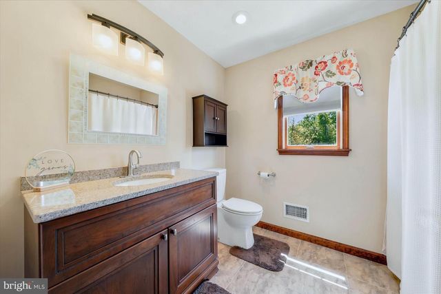 640 BLACKBIRD STATION RD, Townsend, DE 19734