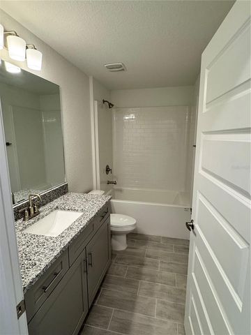 2676 AVERLAND LOOP, North Port, FL 34287