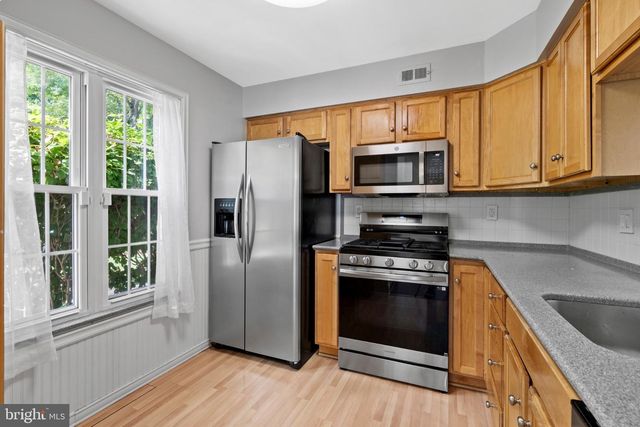 501-A HARWOOD CT, Mount Laurel, NJ 08054