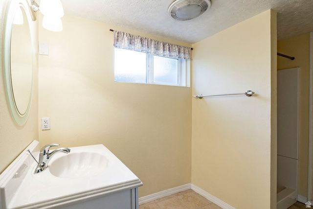 9542 S DAVID ST, Sandy, UT 84070