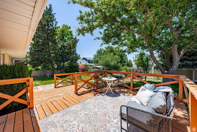 9542 S DAVID ST, Sandy, UT 84070