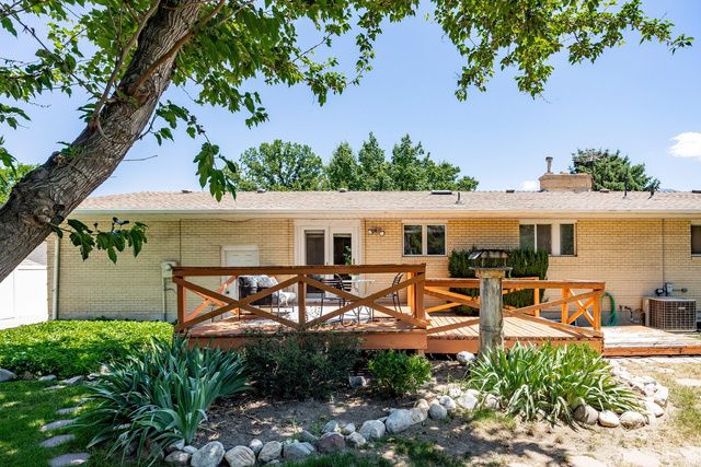 9542 S DAVID ST, Sandy, UT 84070