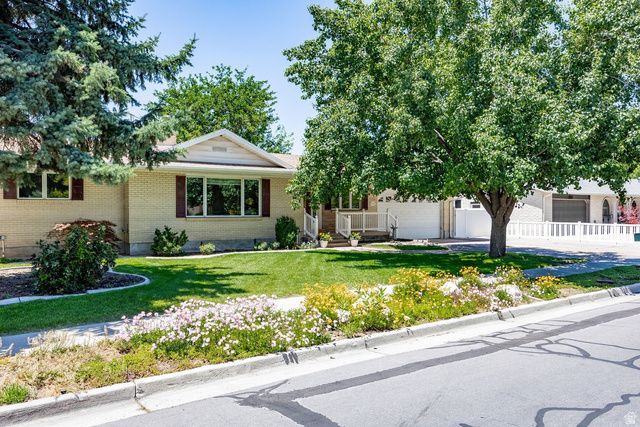 9542 S DAVID ST, Sandy, UT 84070