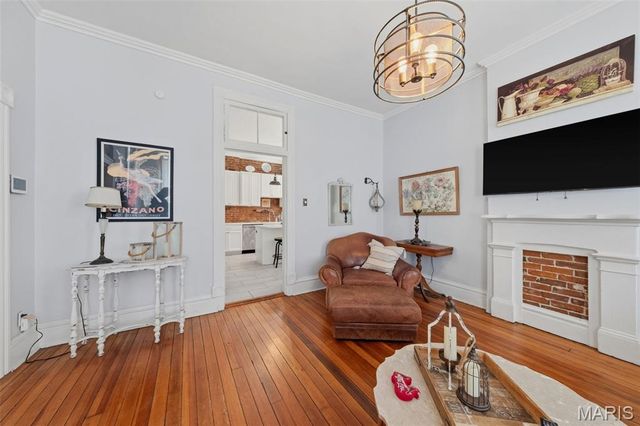2117 S 13th Street, St Louis, MO 63104