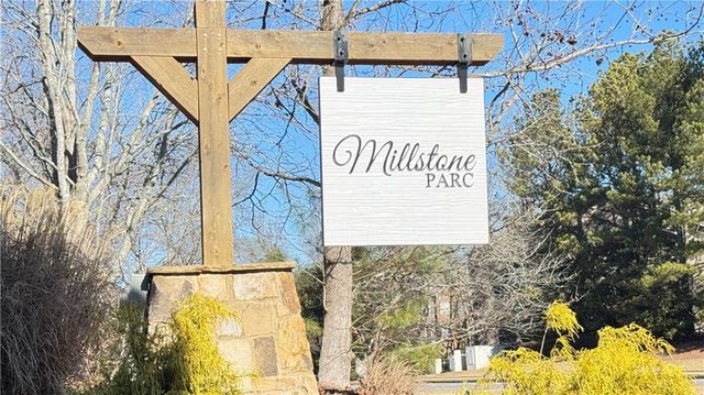 13040 Deerfield Parkway, Milton, GA 30004