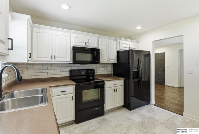 12168 Pedersen Drive, Omaha, NE 68144