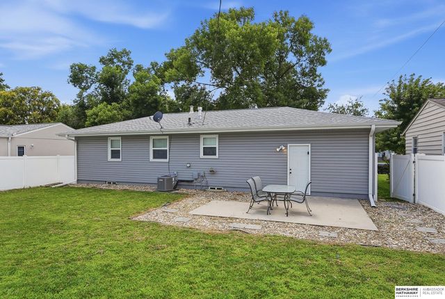 12168 Pedersen Drive, Omaha, NE 68144