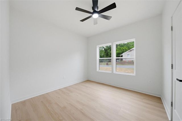 403 W Willis Avenue, High Point, NC 27260