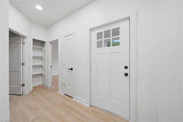 403 W Willis Avenue, High Point, NC 27260