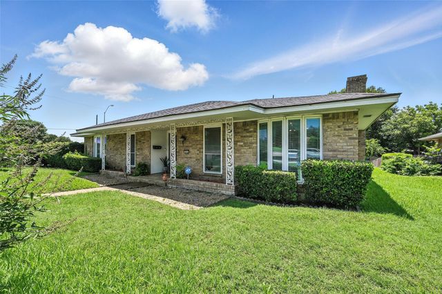 826 E Cherry Street, Duncanville, TX 75116