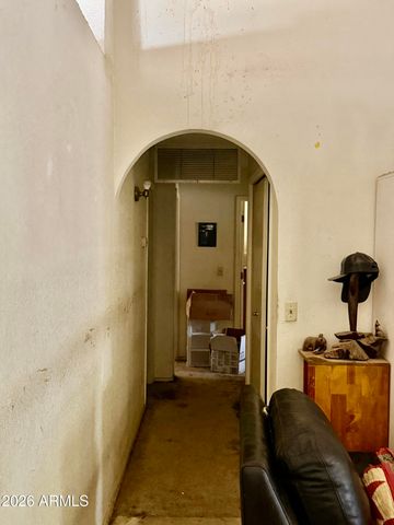 1542 N ROWEN Street, Mesa, AZ 85207