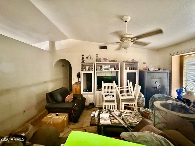 1542 N ROWEN Street, Mesa, AZ 85207
