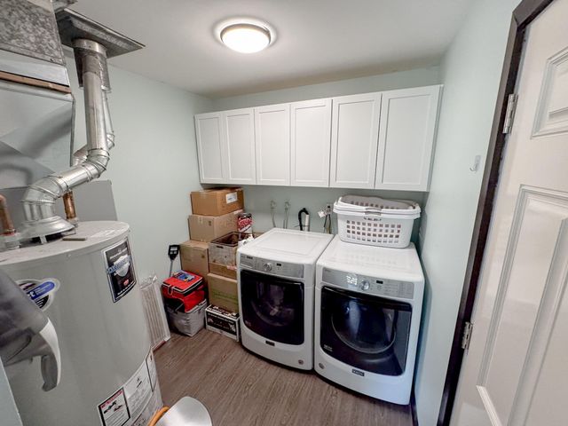 114 S Chase Drive, Crown Point, IN 46307