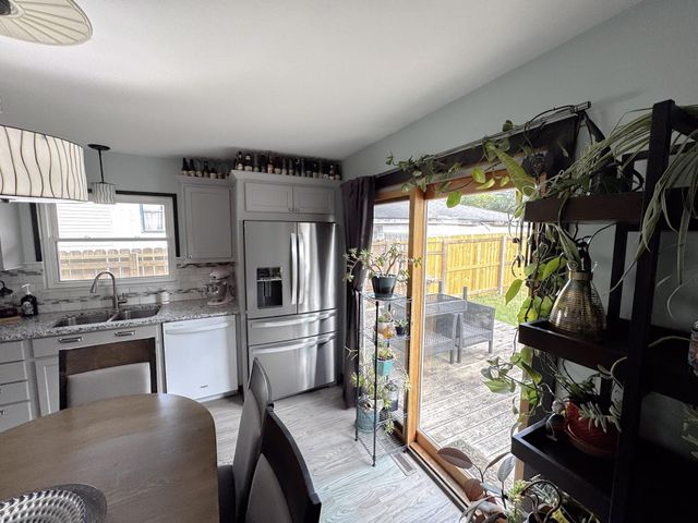 114 S Chase Drive, Crown Point, IN 46307