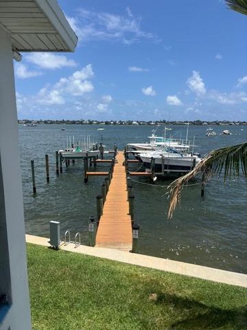 4700 N Flagler Drive 207, West Palm Beach, FL 33407