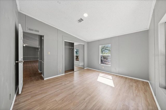 5590 E HIGHWAY 316, Citra, FL 32113